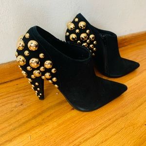 Jeffrey Campbell Gallop size 8